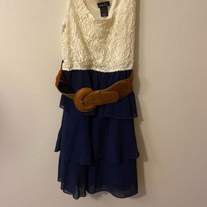 Brand: Rue21. Size: M. Color: Blue and white.